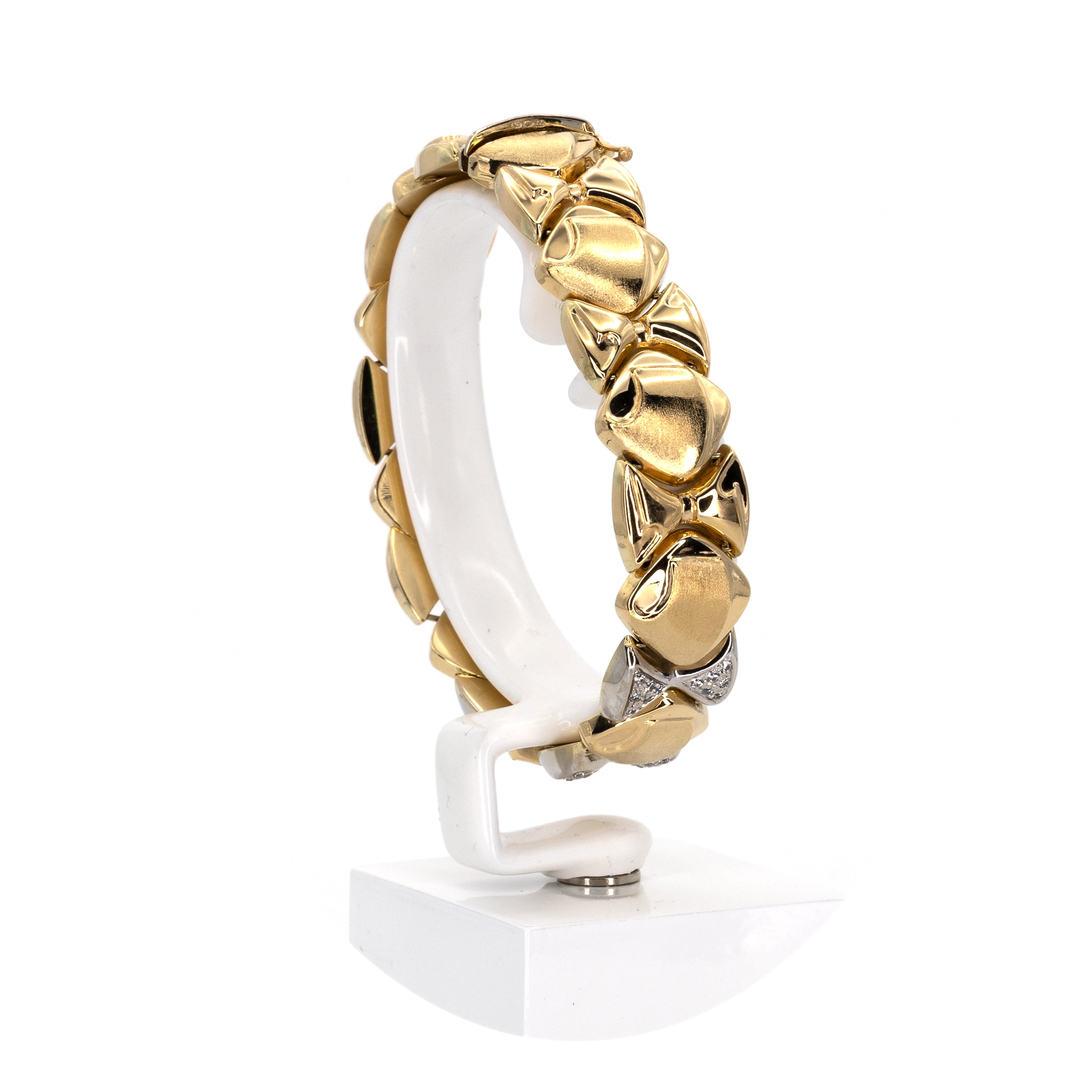 Bow Link Gold Bracelet