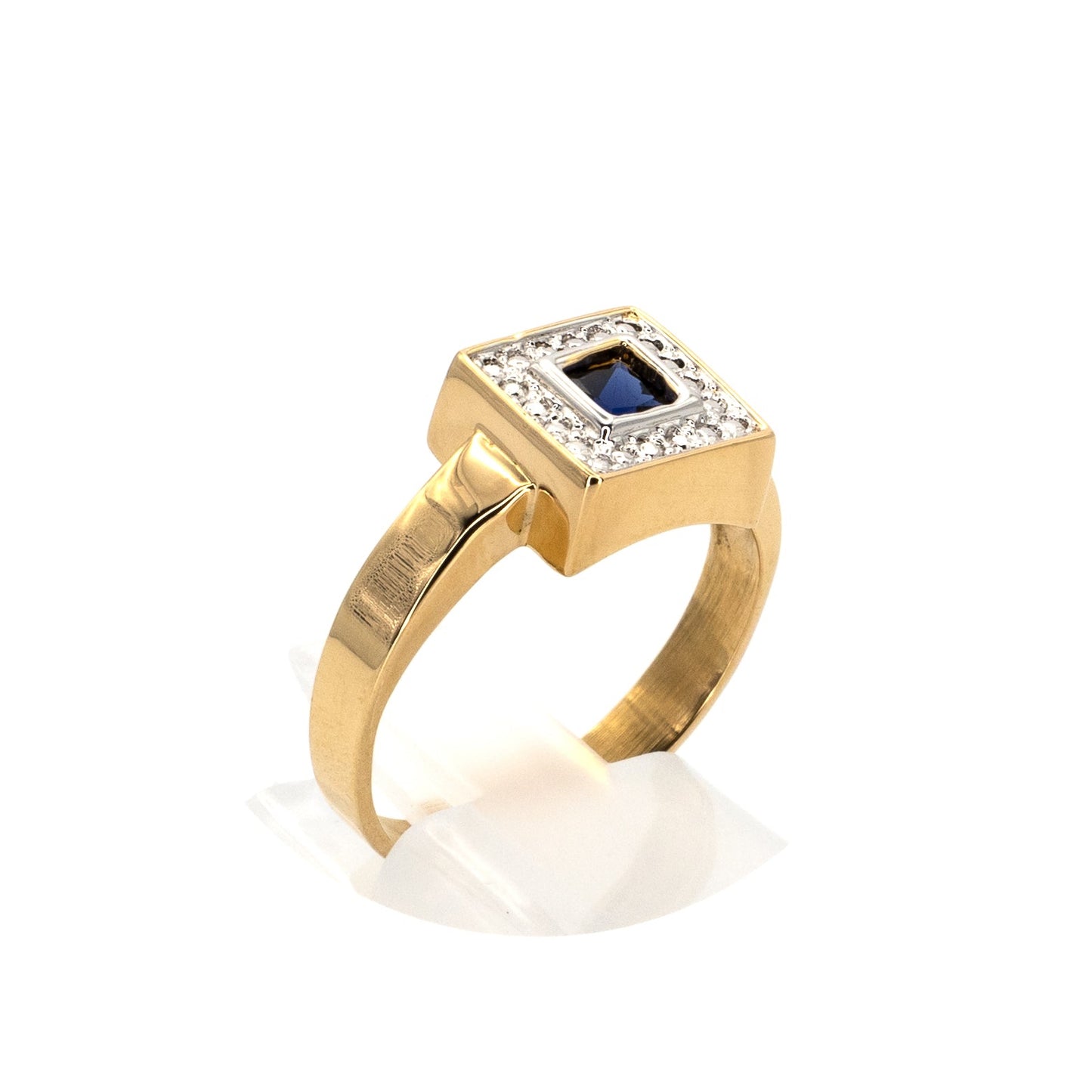 Halo-inspiroitu kaksivärinen sormus