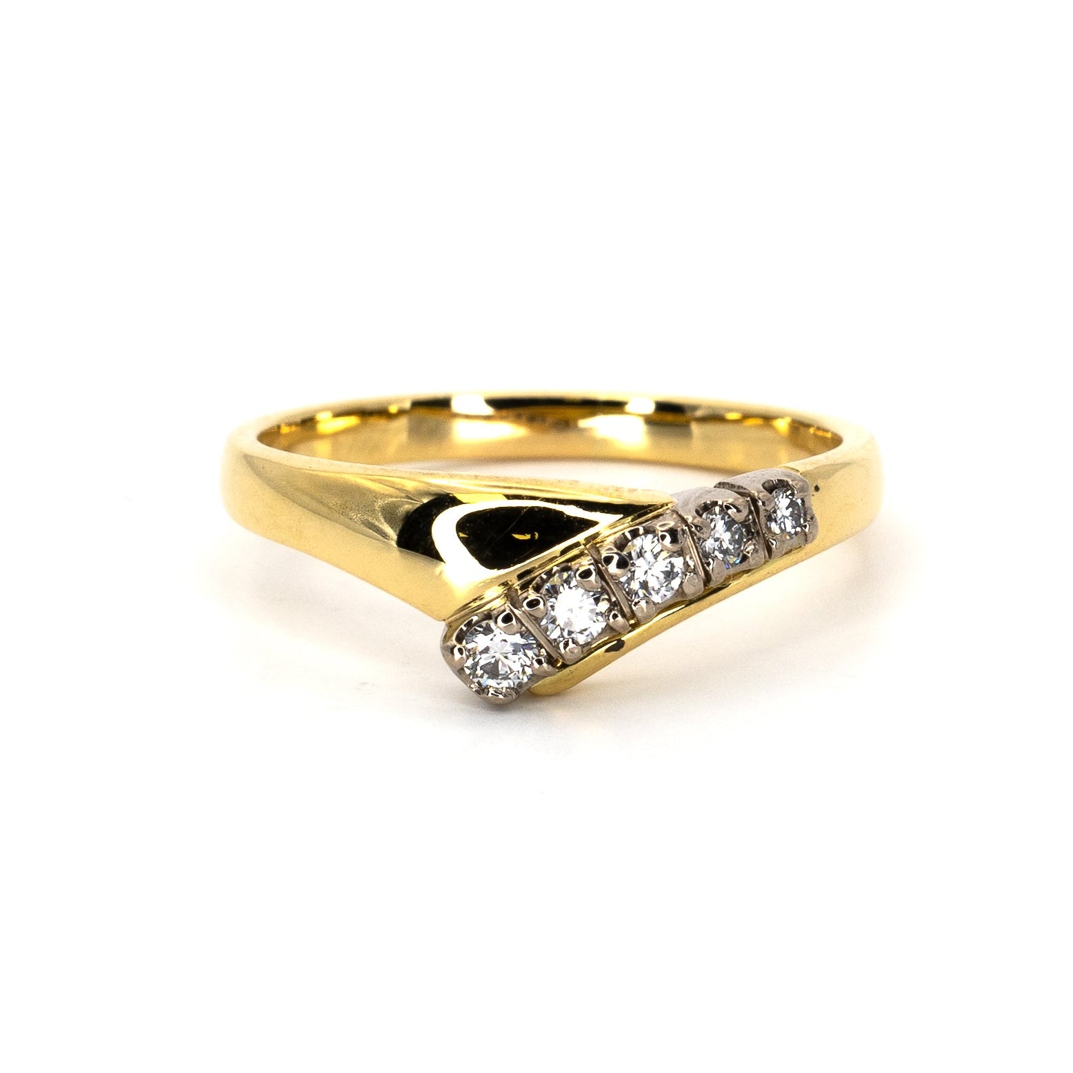 Five Gradient Diamond Ring