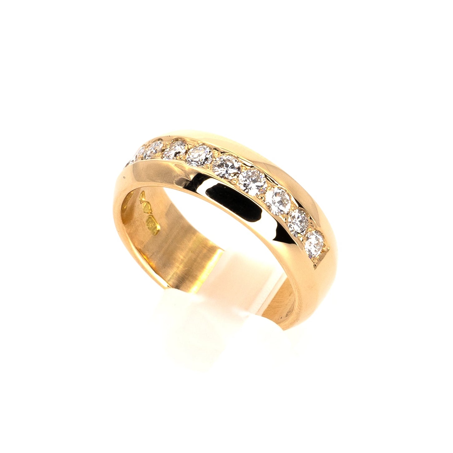 Gold Band Ring Diamond Row Middle