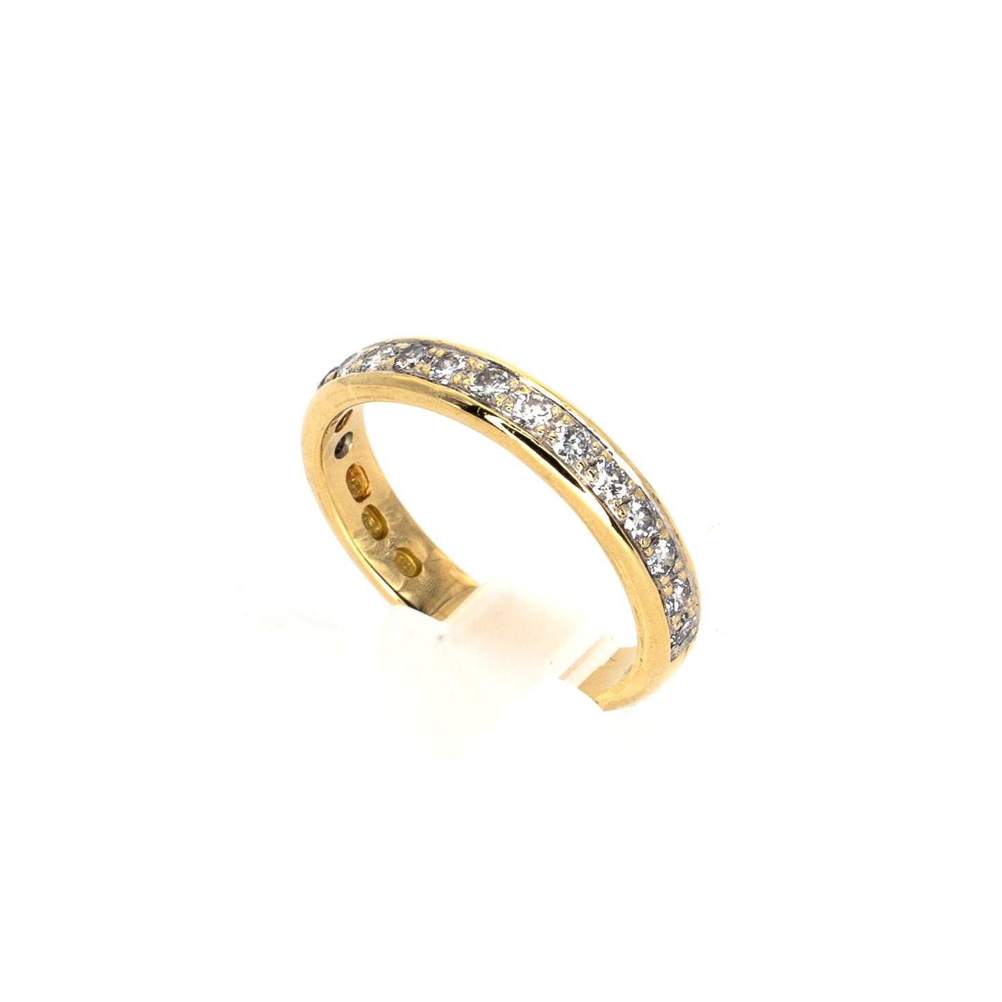 Timanttisormus keltakulta