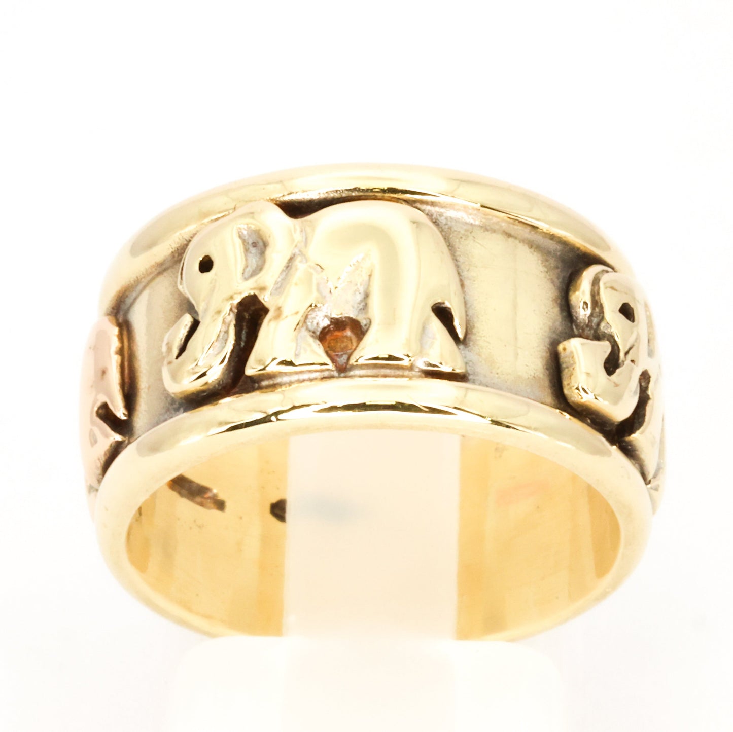 Chunky gold ring