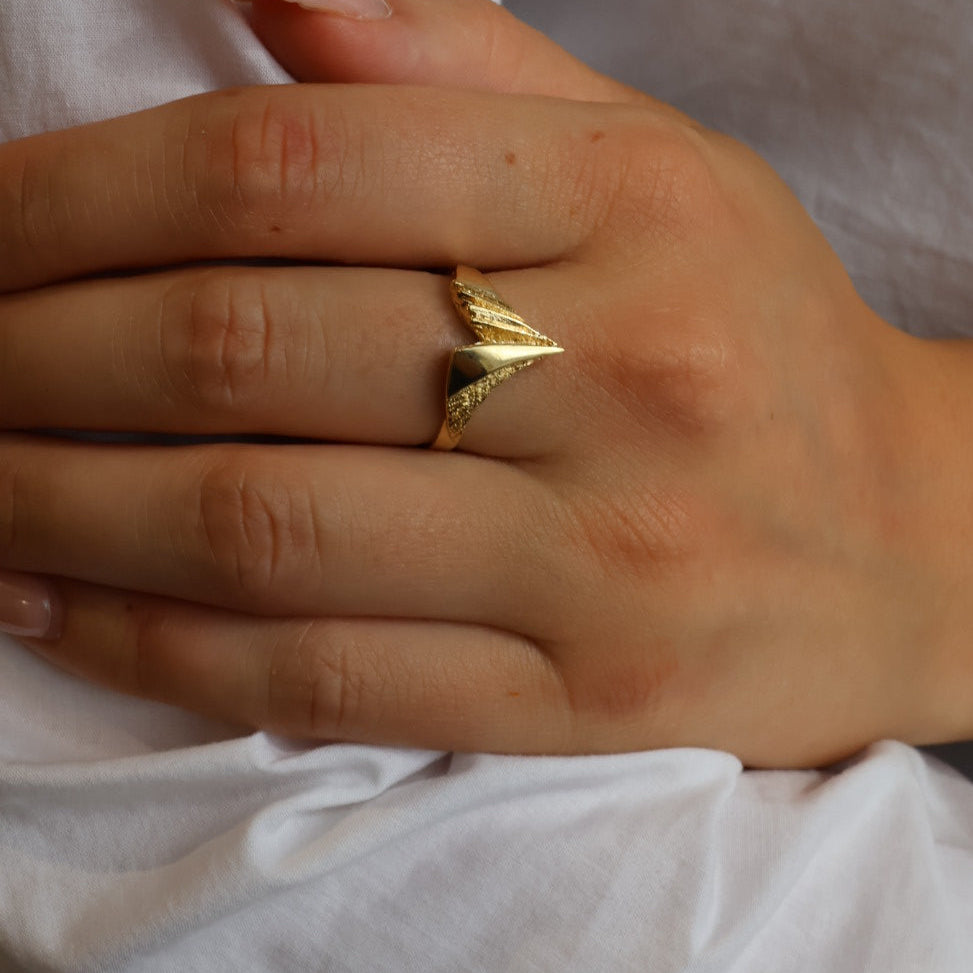 Yellow Gold Ring with V-shape
