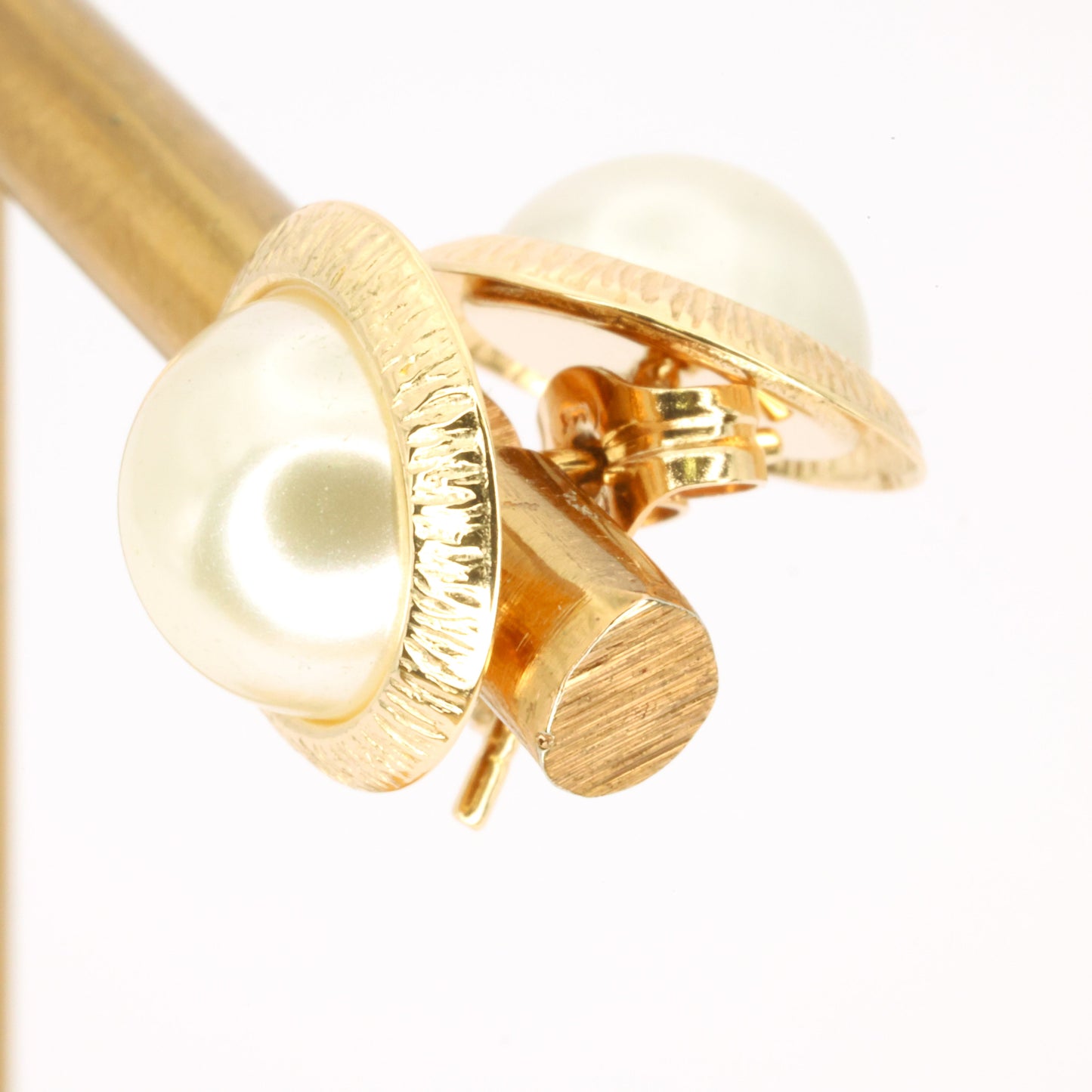 Helminappikorvakorut keltakulta