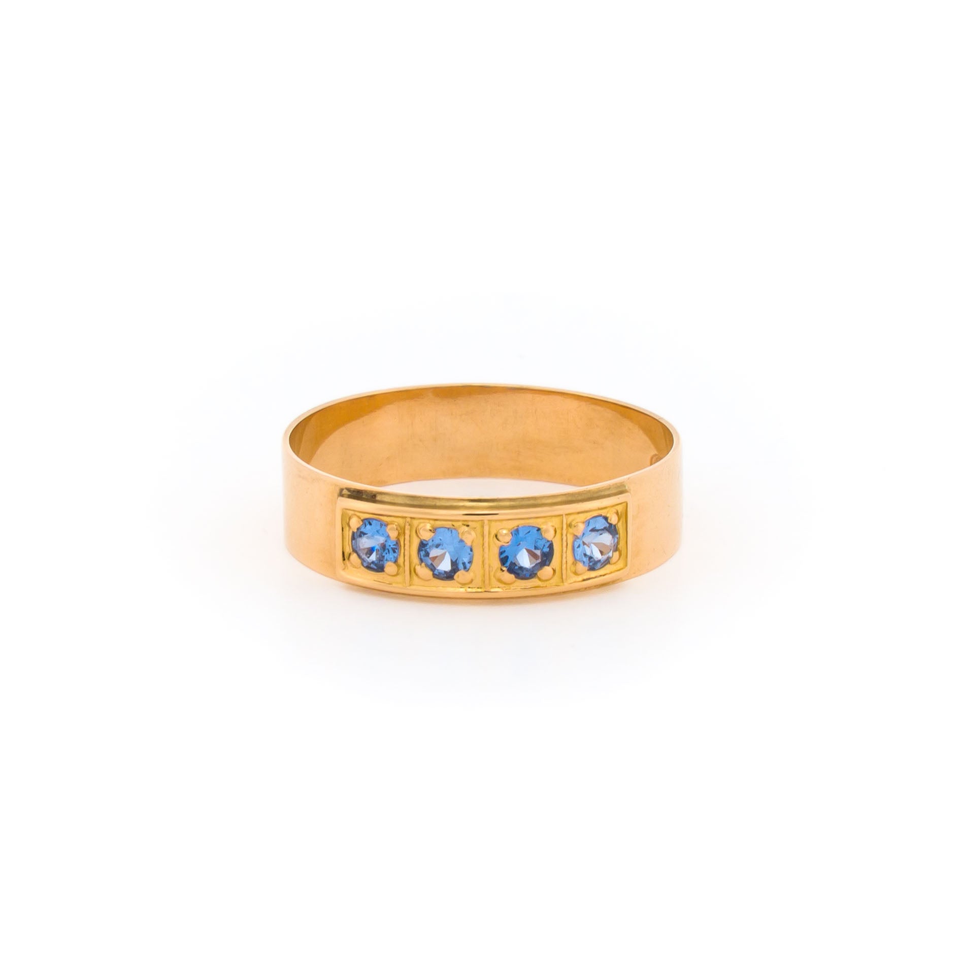 Yellow Gold Ring With Turquoise gems