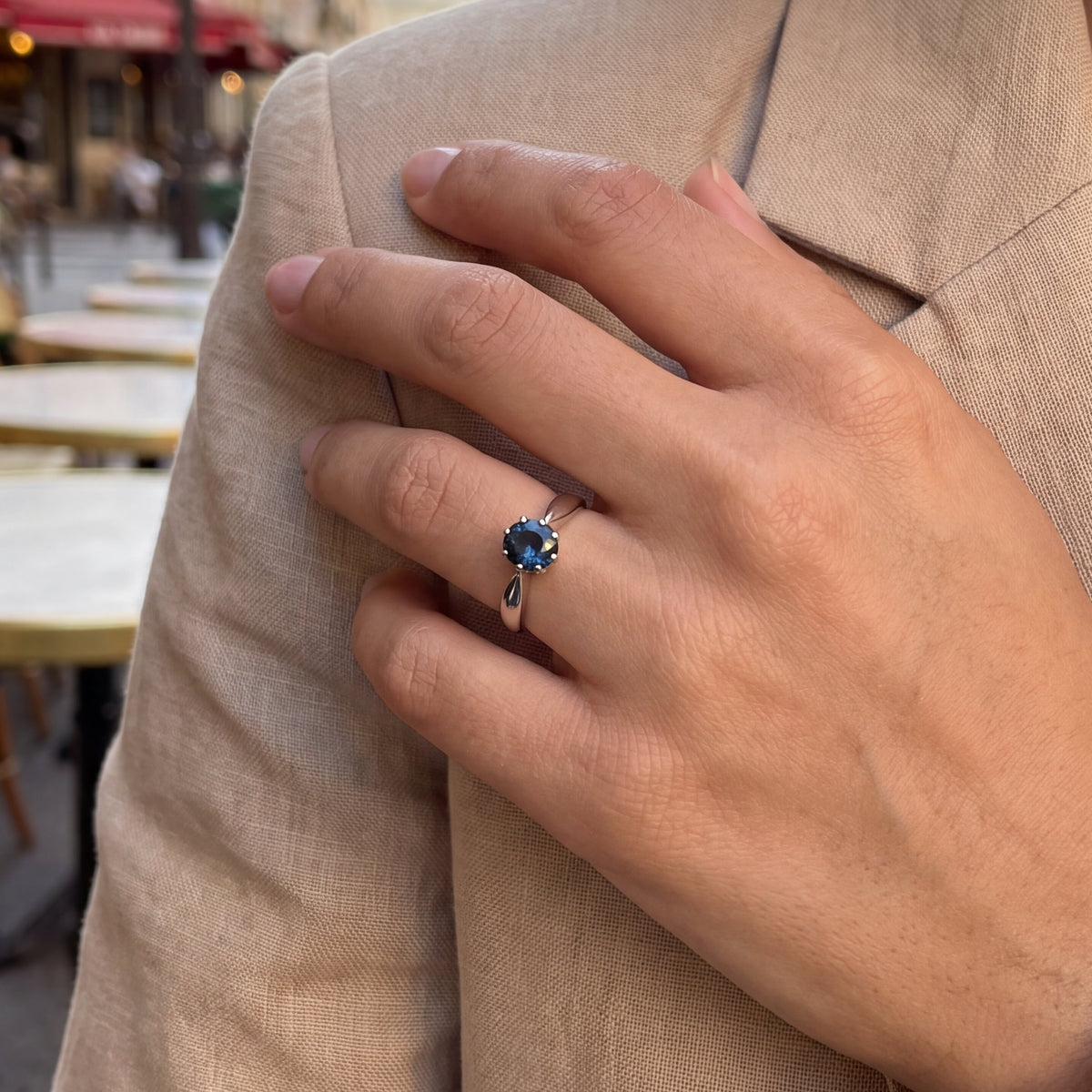 London Blue -topaasi valkokultainen solitaire-sormus