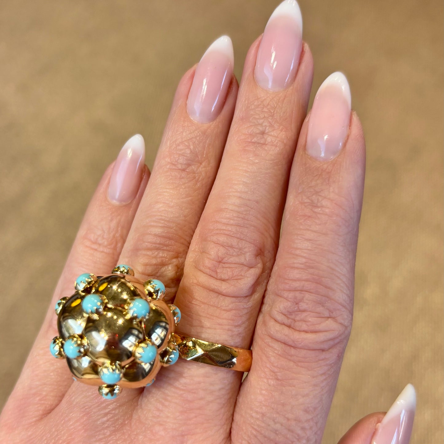 Turkoosisormus Kalevala keltakulta