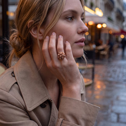Liisa Vitali Kevät Yellow Gold Cocktail Ring with Floral Dome