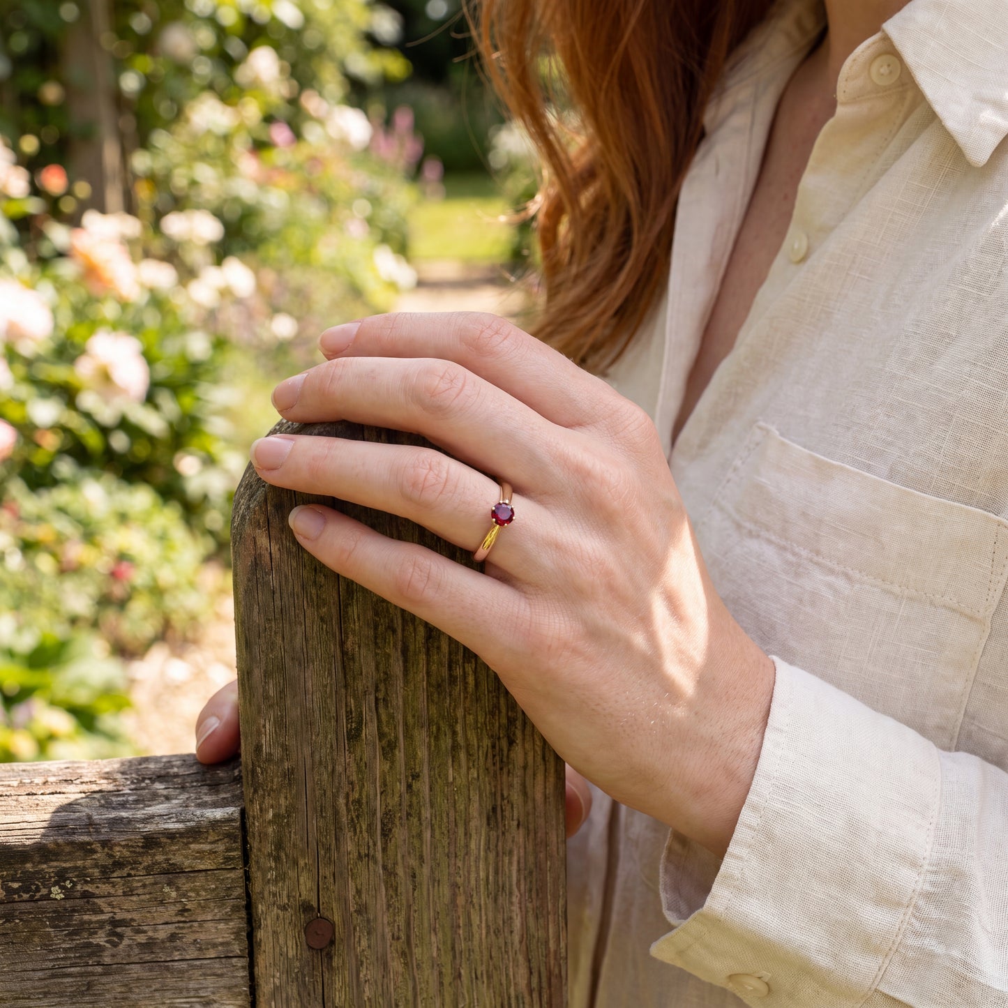 Yellow Gold Ring with Natural Ruby