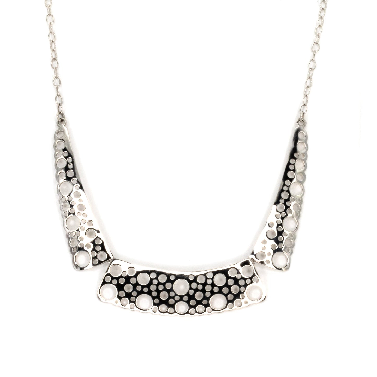 Liisa Vitali -pitsi kaulakoru