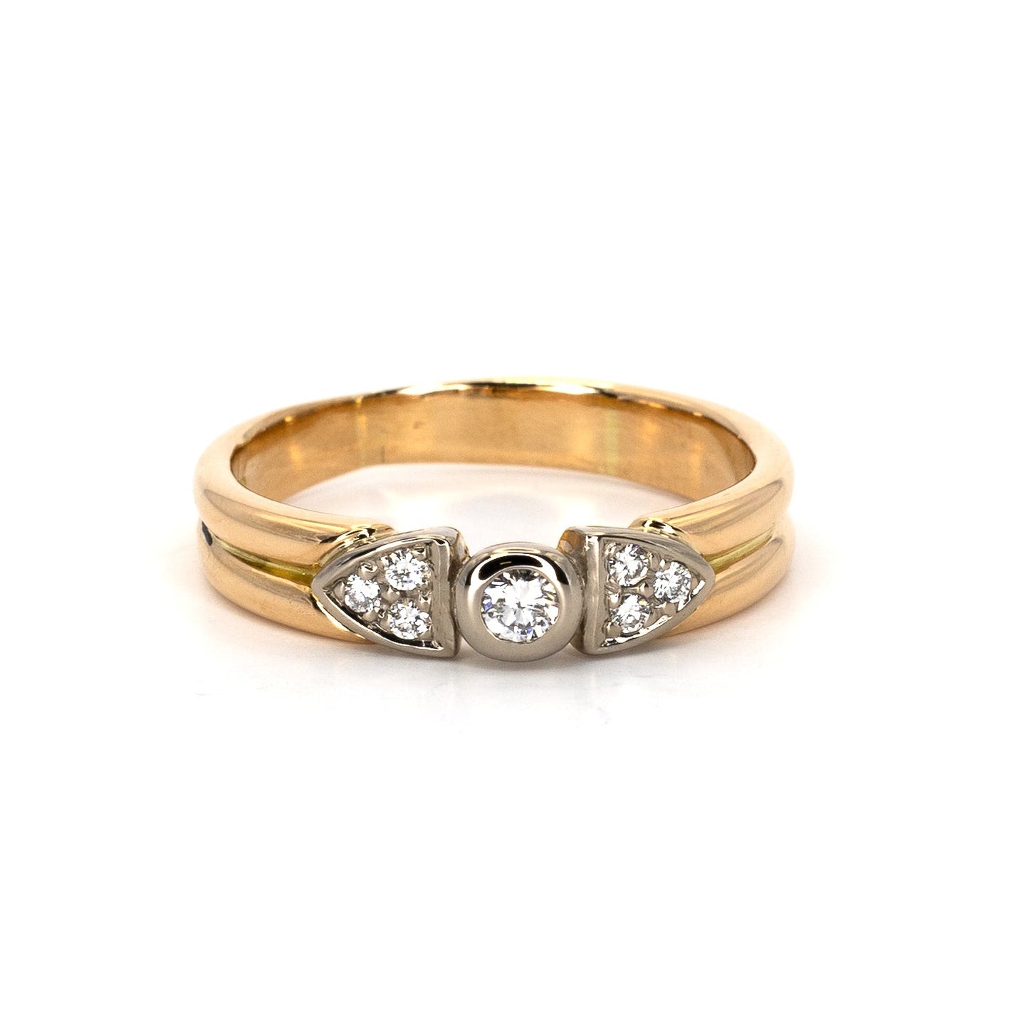 Diamond Bow Gold Ring