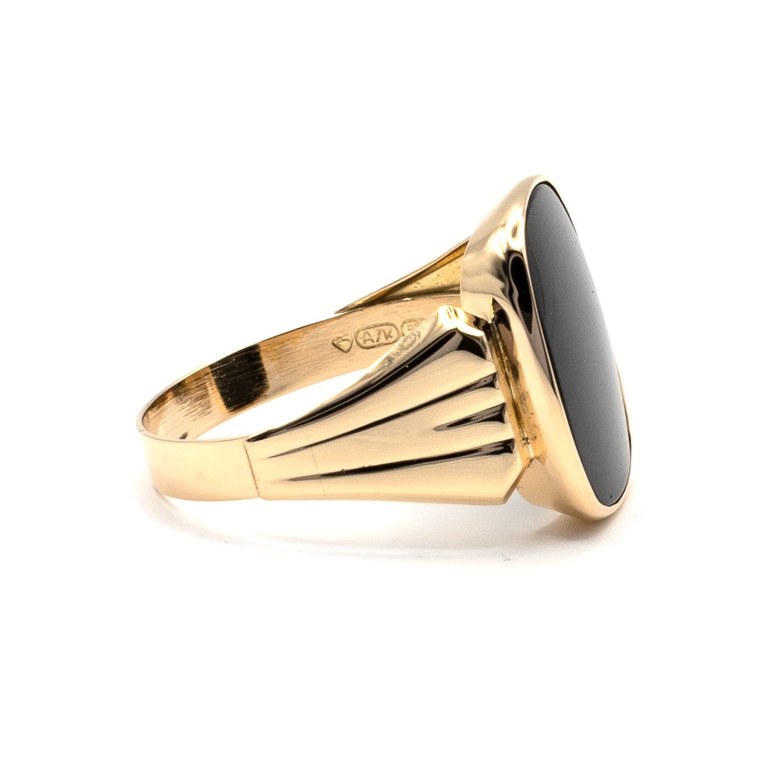 Classic Signet Ring