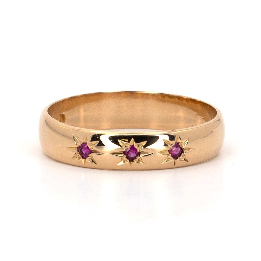 Vuosisadan vanha kultasormus