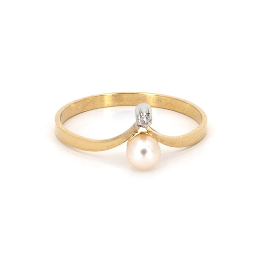 Pearl Solitaire Gold Ring