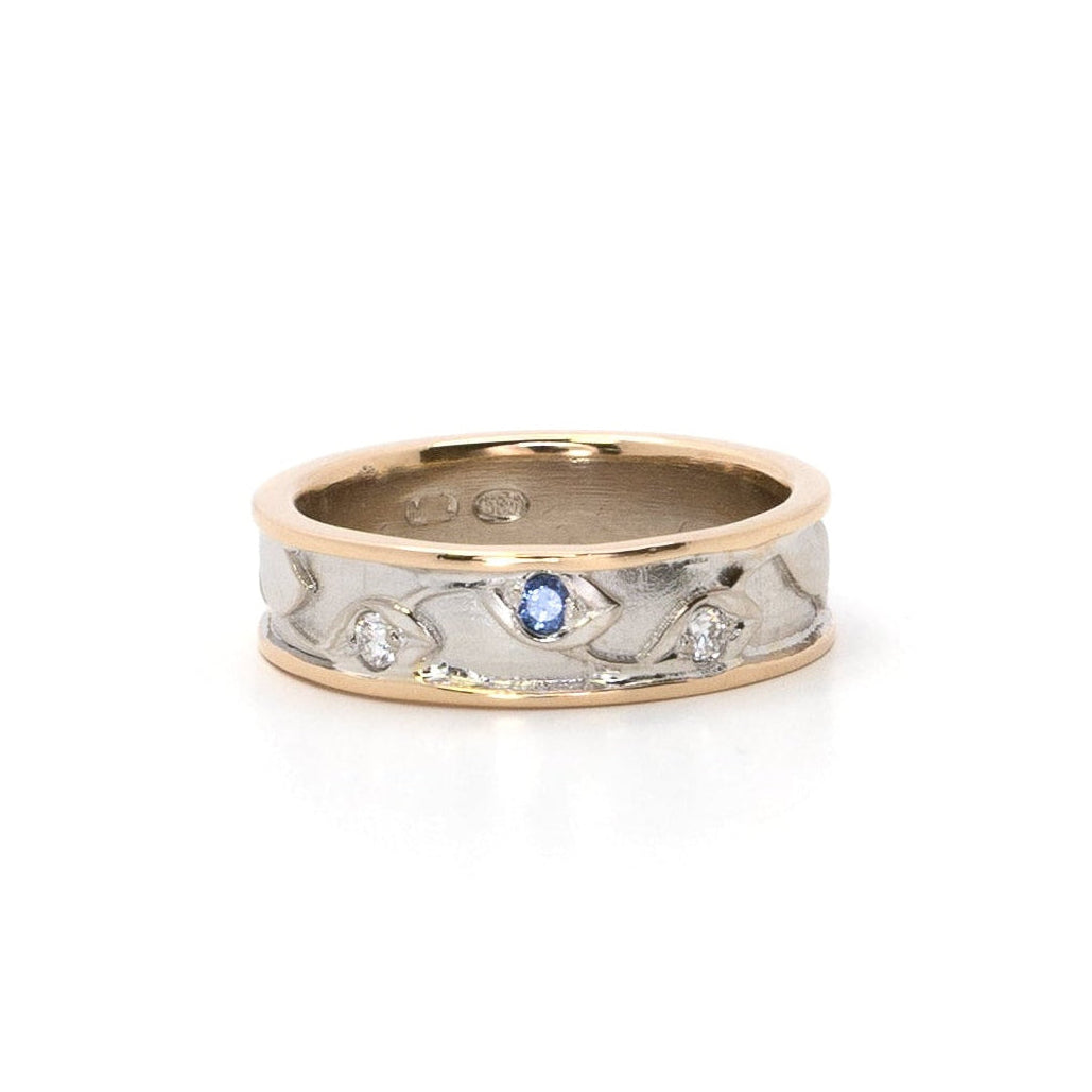 Bicolour Gold Ring with Blue Sapphire and Diamonds