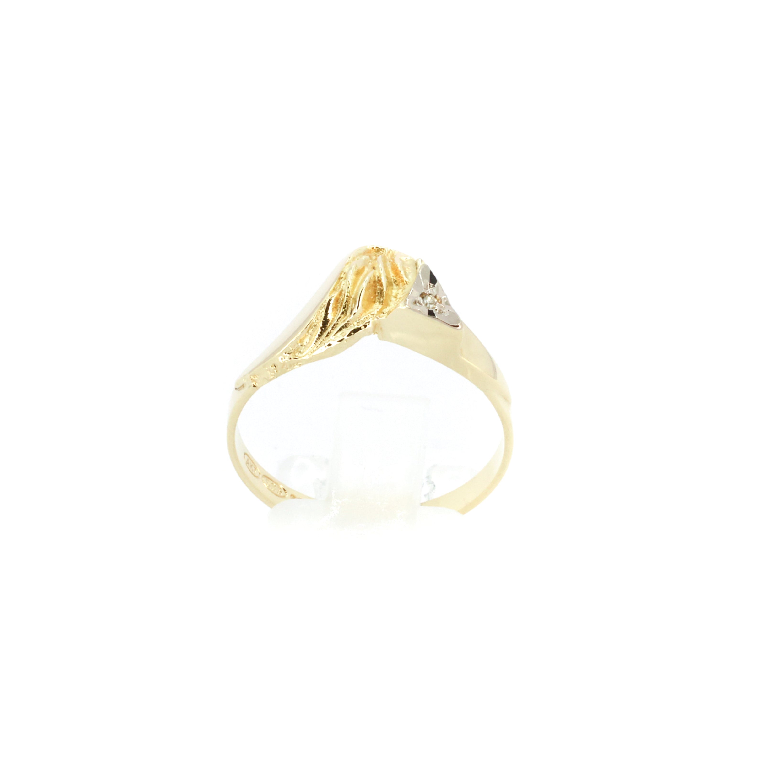 Mountain Shape Diamond Gold Ring