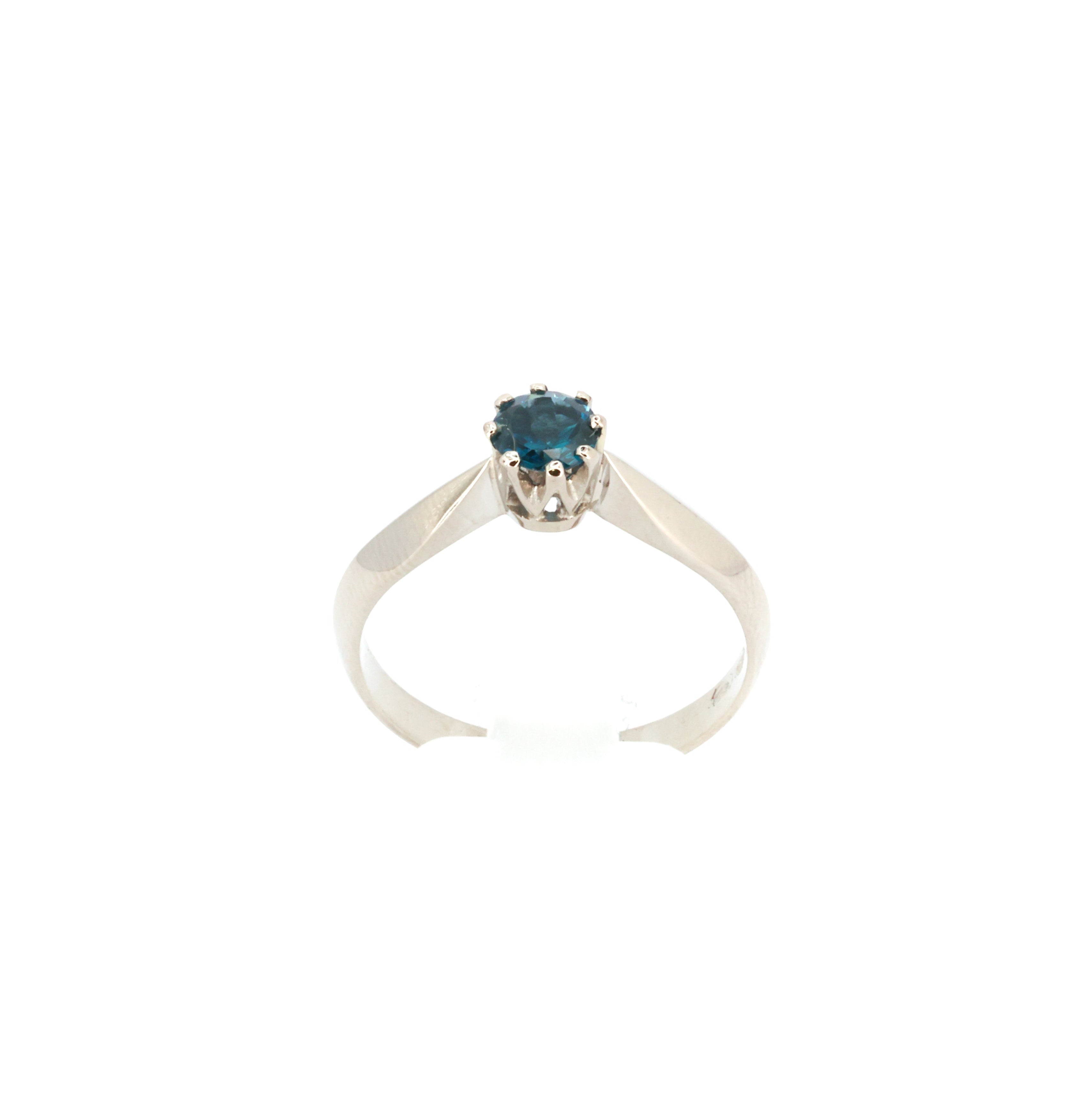London Blue Topaz Solitaire White Gold Ring