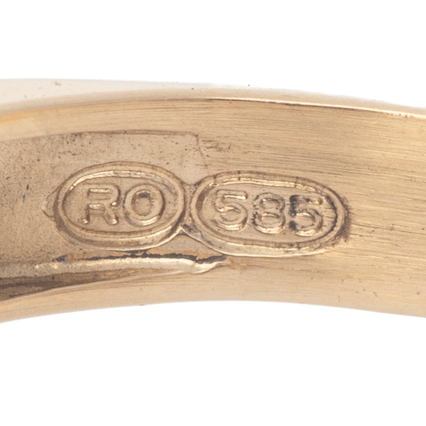 Blue Sapphire Gold Ring