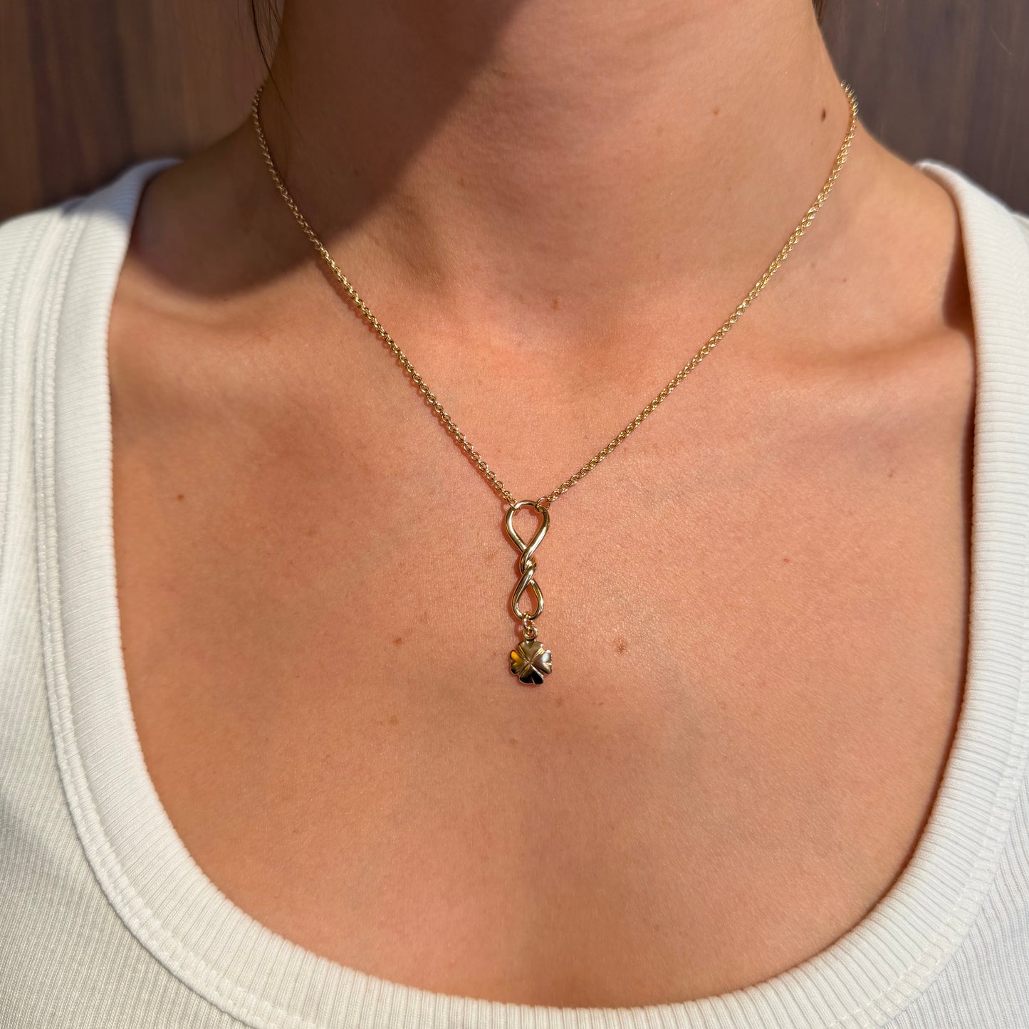 Kalevala "Onnen Apila" Gold Necklace