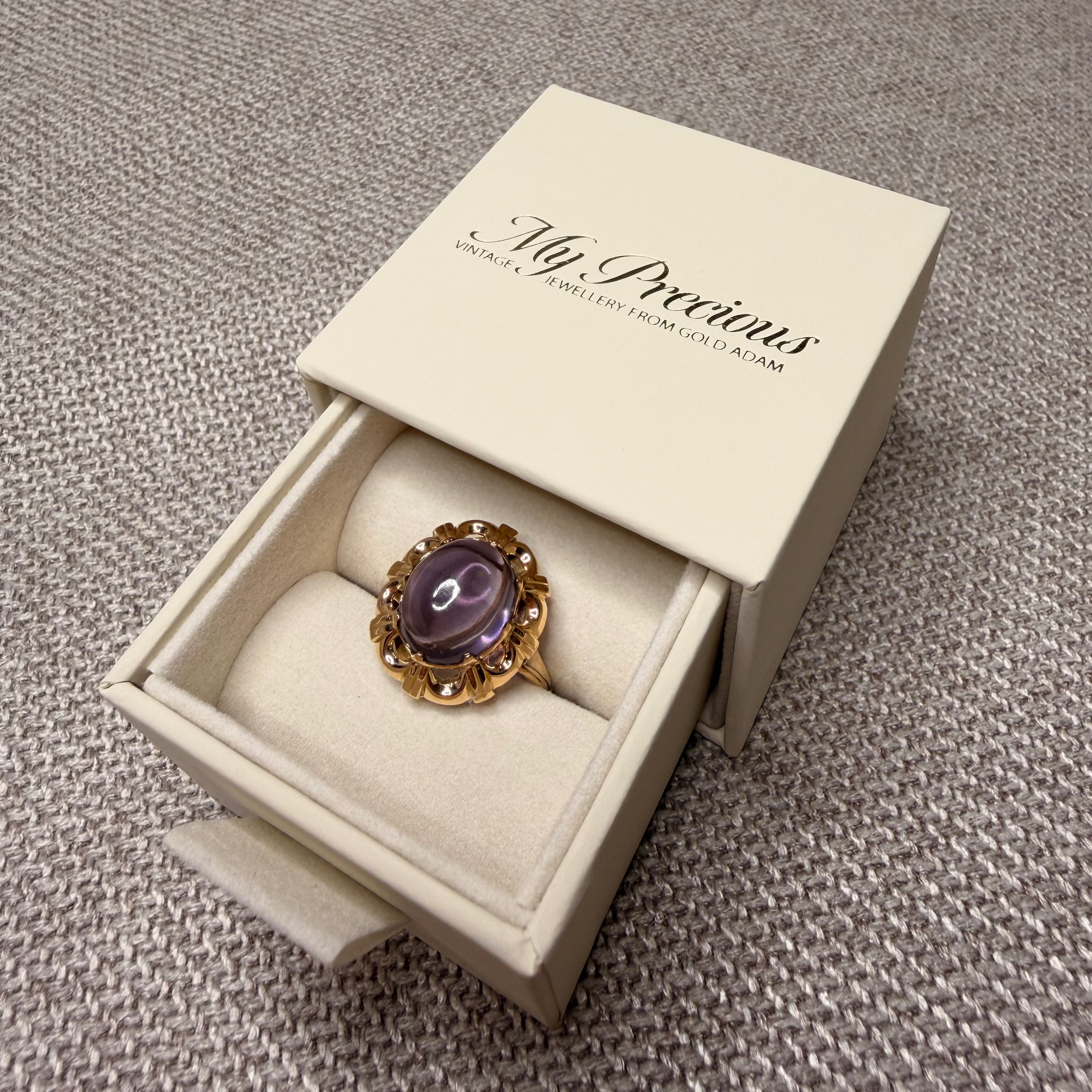 Vintage Cabochon Gold Cocktail Ring