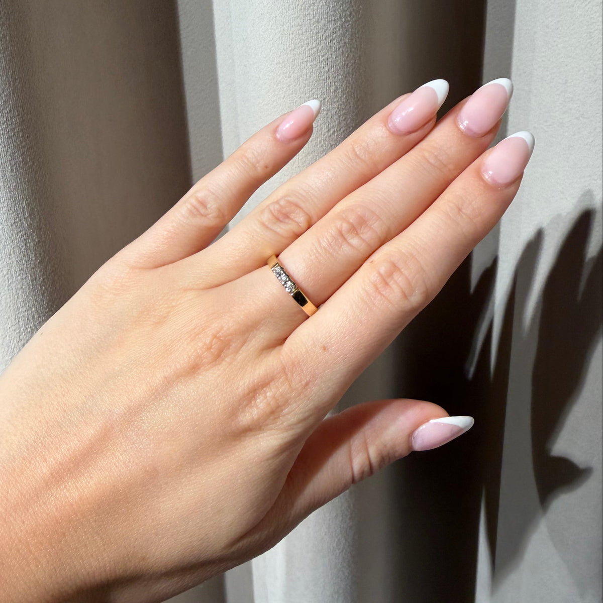 Yellow Gold 3 Diamond Classic Gold Ring