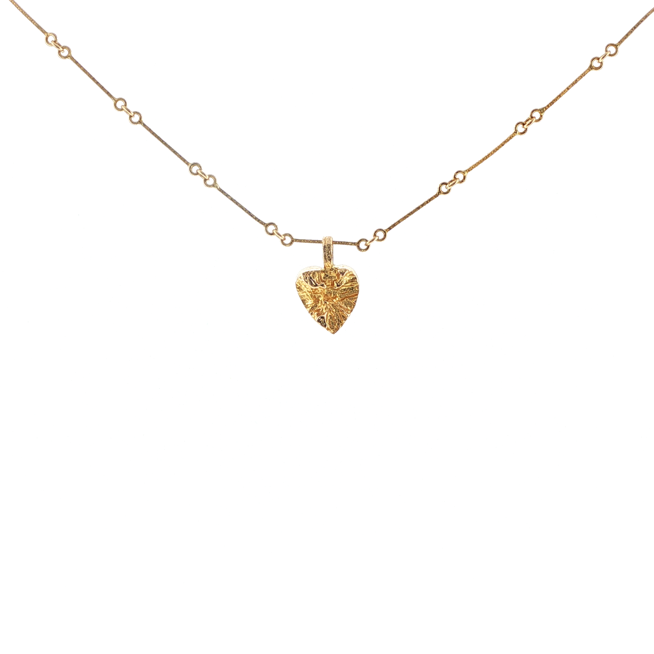 Lapponia Yellow Gold Necklace with Sydän Hela Pendant