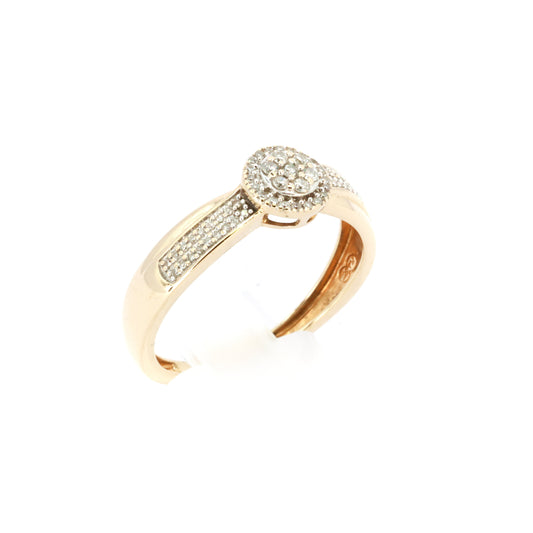 Paveé Diamond Ribbon Gold Ring