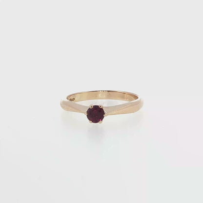 Yellow Gold Ring with Natural Ruby